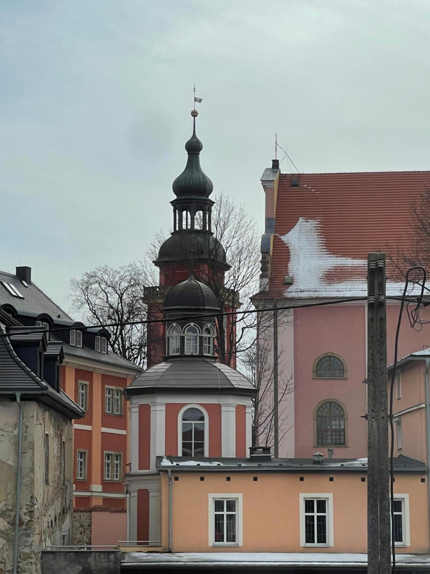 Apartament Przy Cieplickich Tezniach Jelenia Gora Exterior photo