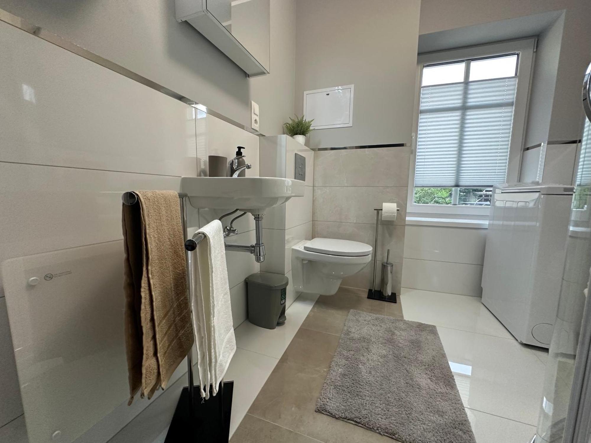 Apartament Przy Cieplickich Tezniach Jelenia Gora Exterior photo